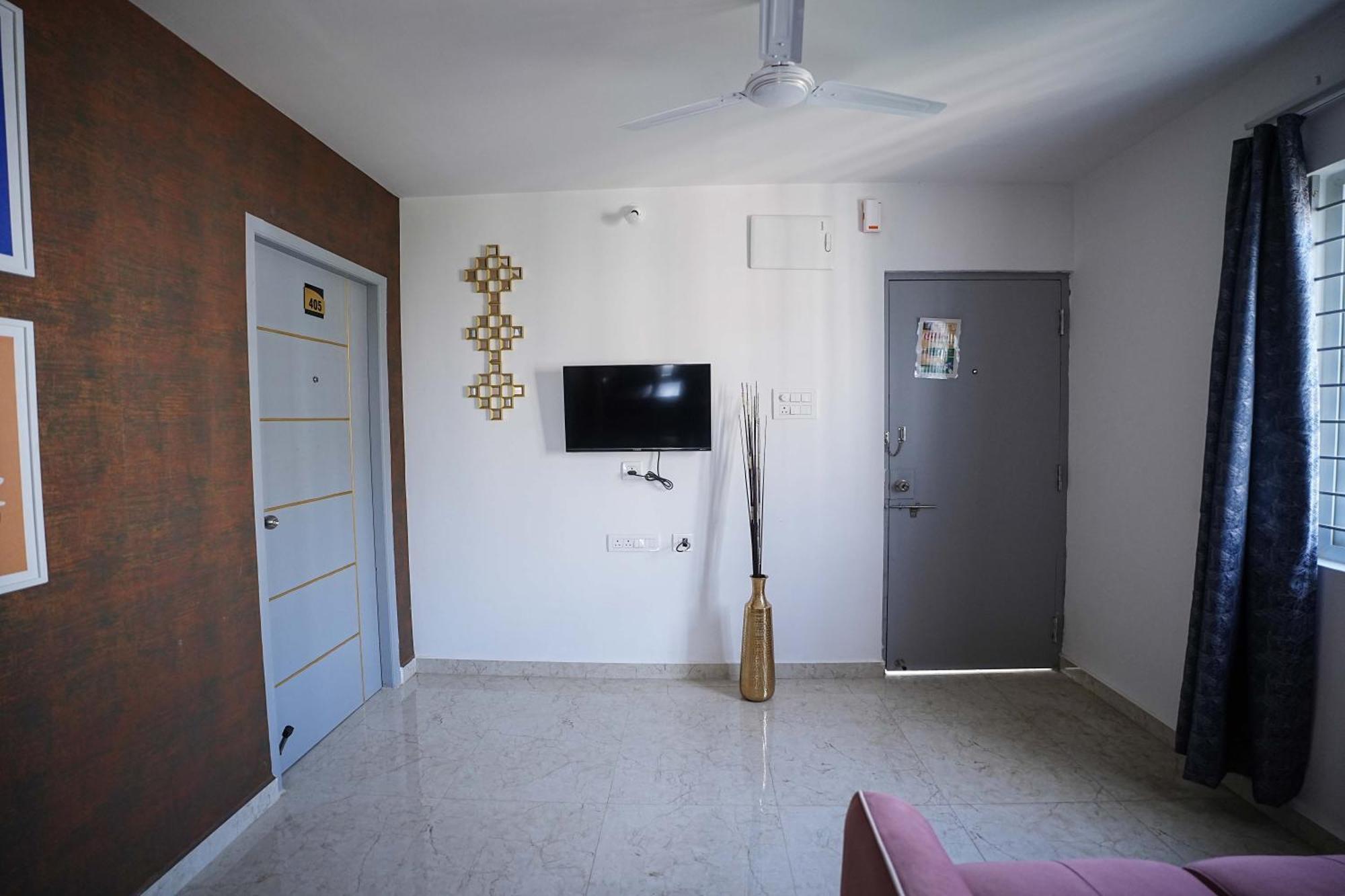 Yellow Bells Studios And Suites Gachibowli 외부 사진