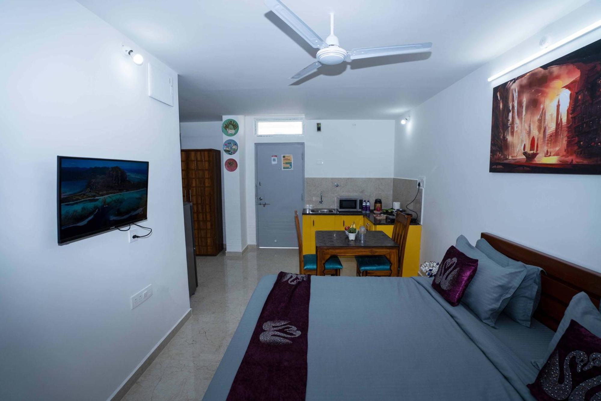 Yellow Bells Studios And Suites Gachibowli 외부 사진