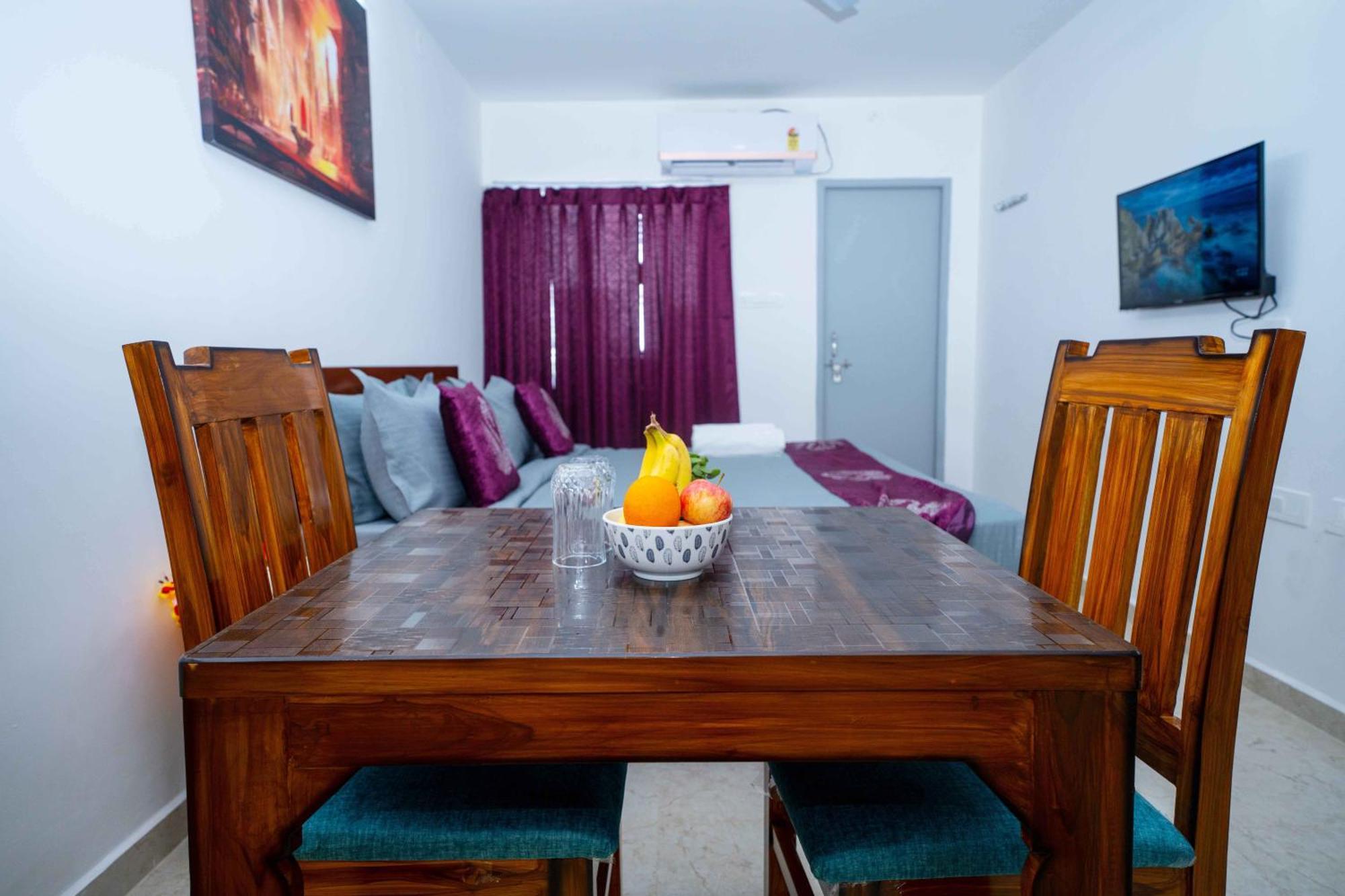 Yellow Bells Studios And Suites Gachibowli 외부 사진