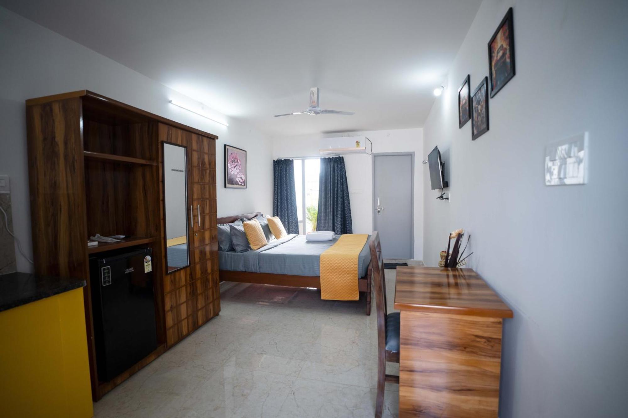 Yellow Bells Studios And Suites Gachibowli 외부 사진